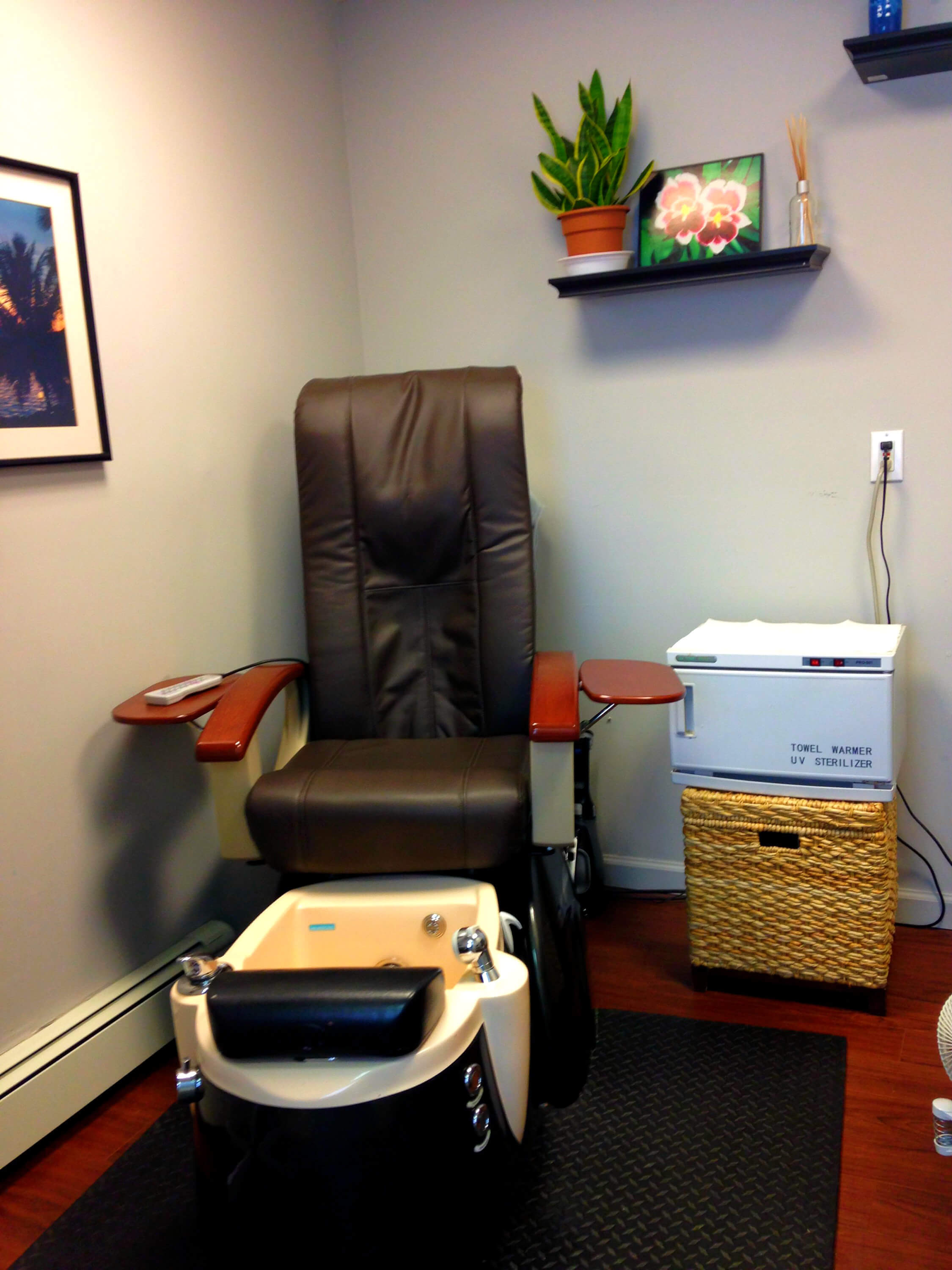 Medi-Spa, Nails Treatment, Spa Manicure, Spa Pedicure in North Bellmore, NY 11710 on Long Islan